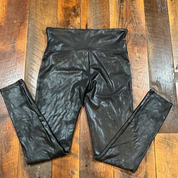 Spanx Faux Leather Leggings Black High Rise Shaping Pants Size Large - Picture 3 of 9